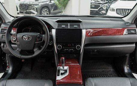 Toyota Camry, 2013 год, 1 390 000 рублей, 11 фотография