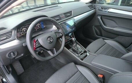 Skoda Superb III рестайлинг, 2025 год, 3 400 000 рублей, 34 фотография