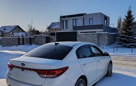 KIA Rio IV, 2017 год, 1 080 000 рублей, 4 фотография