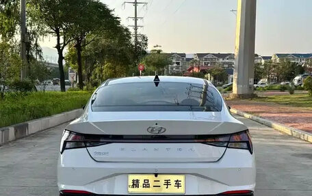 Hyundai Elantra, 2022 год, 1 370 000 рублей, 5 фотография