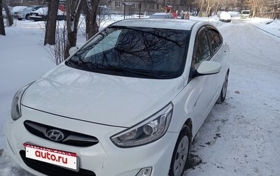 Hyundai Solaris II рестайлинг, 2013 год, 800 000 рублей, 1 фотография