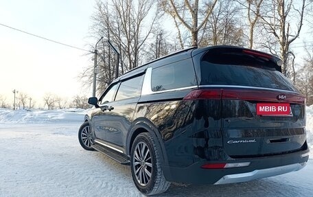 KIA Carnival, 2021 год, 3 750 000 рублей, 3 фотография