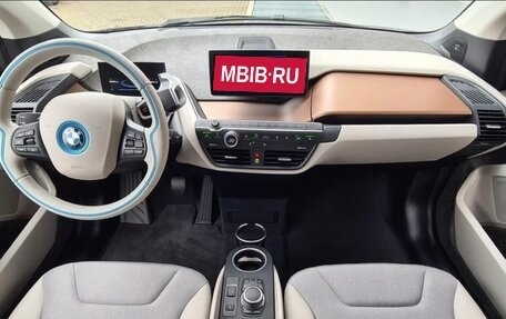 BMW i3 I01 рестайлинг, 2022 год, 3 830 000 рублей, 21 фотография