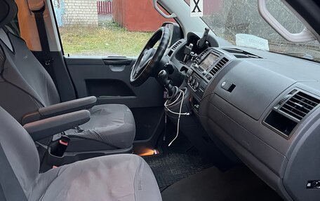 Volkswagen Multivan T5, 2010 год, 2 650 000 рублей, 5 фотография