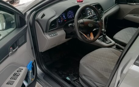 Hyundai Elantra VI рестайлинг, 2018 год, 1 300 000 рублей, 3 фотография