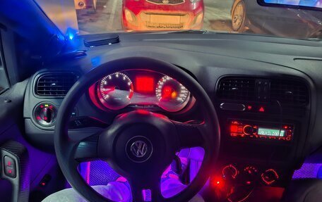 Volkswagen Polo VI (EU Market), 2011 год, 690 000 рублей, 14 фотография