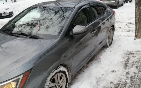 Hyundai Elantra VI рестайлинг, 2018 год, 1 300 000 рублей, 5 фотография