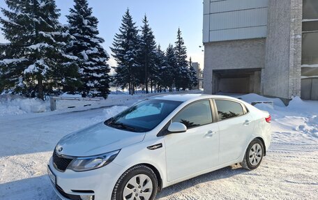 KIA Rio III рестайлинг, 2016 год, 1 000 000 рублей, 2 фотография