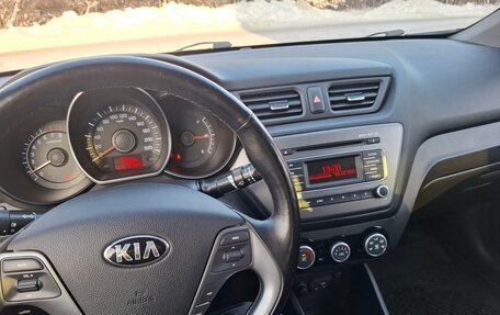 KIA Rio III рестайлинг, 2016 год, 1 000 000 рублей, 15 фотография