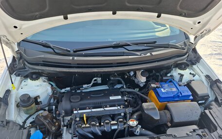 KIA Rio III рестайлинг, 2016 год, 1 000 000 рублей, 22 фотография