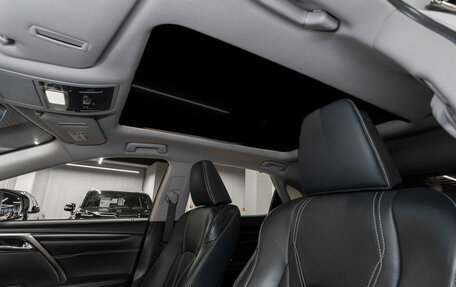 Lexus RX IV рестайлинг, 2017 год, 4 360 000 рублей, 10 фотография