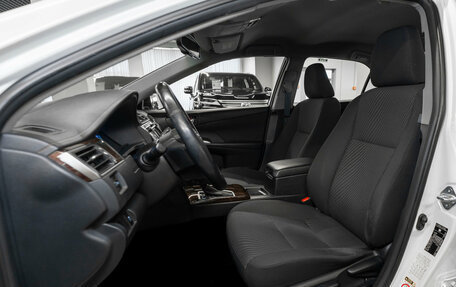 Toyota Camry, 2016 год, 2 180 000 рублей, 9 фотография