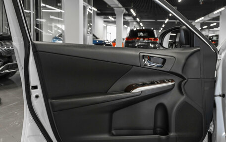 Toyota Camry, 2016 год, 2 180 000 рублей, 13 фотография