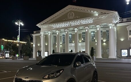 KIA Sportage IV рестайлинг, 2018 год, 1 850 000 рублей, 4 фотография