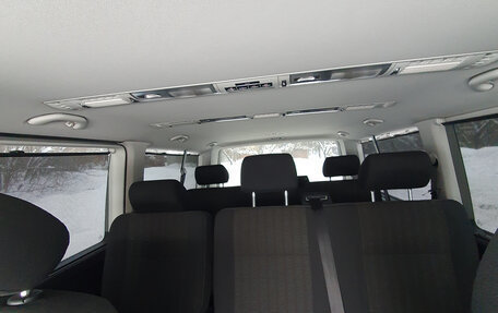 Volkswagen Caravelle T6 рестайлинг, 2018 год, 4 100 000 рублей, 7 фотография