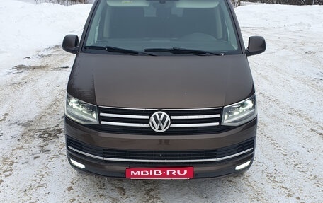 Volkswagen Caravelle T6 рестайлинг, 2018 год, 4 100 000 рублей, 2 фотография