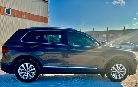 Volkswagen Tiguan II, 2017 год, 2 300 000 рублей, 8 фотография