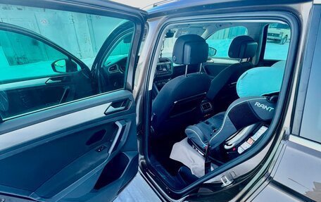 Volkswagen Tiguan II, 2017 год, 2 300 000 рублей, 15 фотография