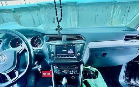 Volkswagen Tiguan II, 2017 год, 2 300 000 рублей, 12 фотография