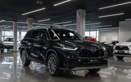 Toyota Highlander, 2025 год, 5 450 000 рублей, 2 фотография