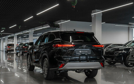 Toyota Highlander, 2025 год, 5 450 000 рублей, 4 фотография