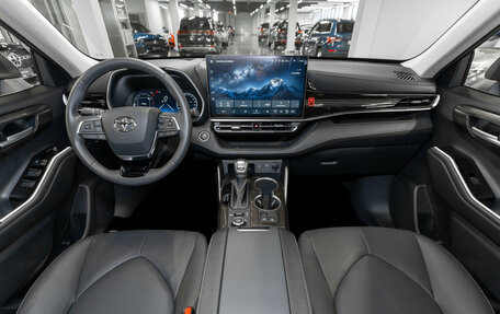 Toyota Highlander, 2025 год, 5 450 000 рублей, 8 фотография