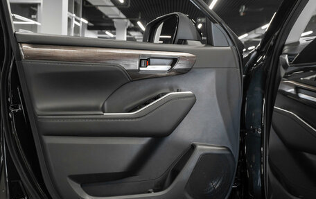 Toyota Highlander, 2025 год, 5 450 000 рублей, 17 фотография