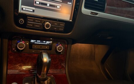 Volkswagen Touareg III, 2013 год, 2 400 000 рублей, 11 фотография