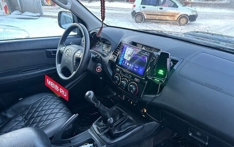 Toyota Hilux VII, 2015 год, 3 900 000 рублей, 12 фотография
