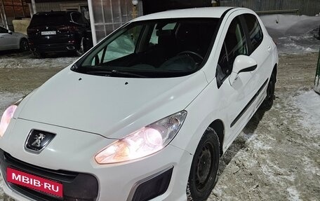 Peugeot 308 II, 2011 год, 339 000 рублей, 2 фотография