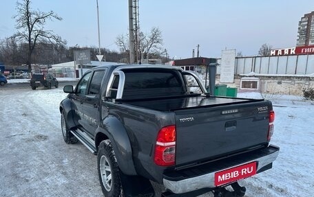 Toyota Hilux VII, 2015 год, 3 900 000 рублей, 9 фотография