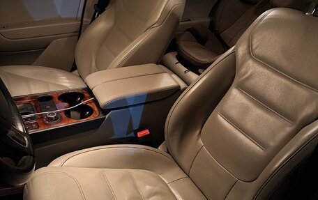 Volkswagen Touareg III, 2011 год, 1 690 000 рублей, 3 фотография