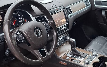 Volkswagen Touareg III, 2016 год, 2 600 000 рублей, 3 фотография