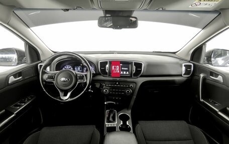 KIA Sportage IV рестайлинг, 2017 год, 2 120 000 рублей, 10 фотография