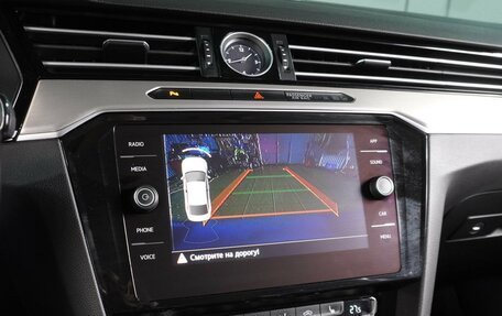 Volkswagen Passat B8 рестайлинг, 2018 год, 2 300 000 рублей, 15 фотография