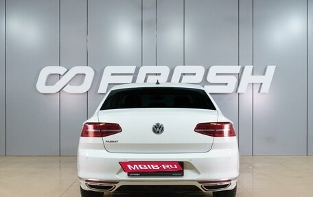 Volkswagen Passat B8 рестайлинг, 2018 год, 2 300 000 рублей, 4 фотография