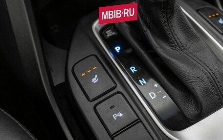 Hyundai Santa Fe III рестайлинг, 2016 год, 1 990 000 рублей, 24 фотография