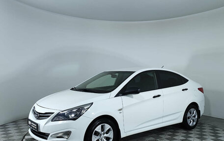Hyundai Solaris II рестайлинг, 2015 год, 999 000 рублей, 1 фотография