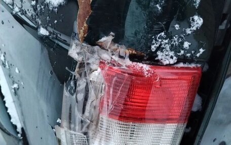 ЛуАЗ Patriot, 2010 год, 600 000 рублей, 7 фотография