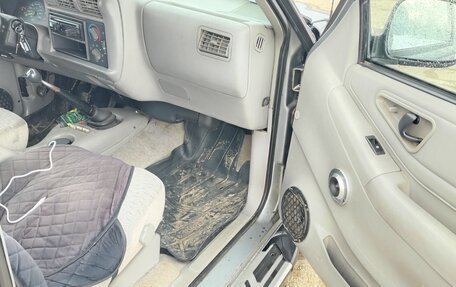 Chevrolet Blazer II рестайлинг, 1997 год, 400 000 рублей, 8 фотография