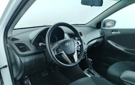 Hyundai Solaris II рестайлинг, 2015 год, 999 000 рублей, 10 фотография