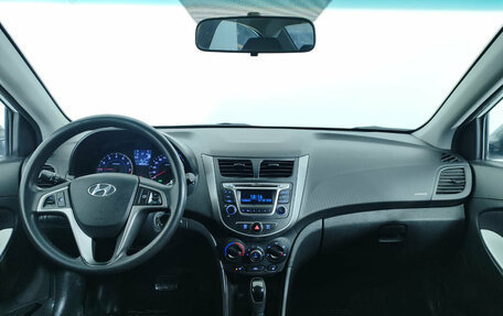 Hyundai Solaris II рестайлинг, 2015 год, 999 000 рублей, 12 фотография