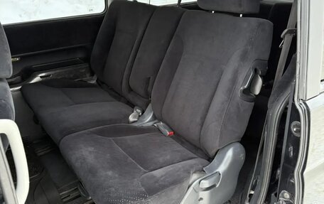 Honda Stepwgn II рестайлинг, 2003 год, 850 000 рублей, 14 фотография