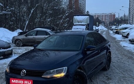 Volkswagen Jetta VI, 2012 год, 1 250 000 рублей, 4 фотография