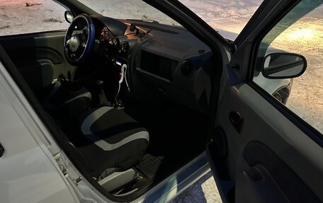 Renault Logan I, 2006 год, 275 000 рублей, 17 фотография