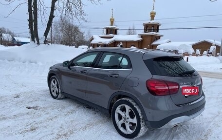 Mercedes-Benz GLA, 2019 год, 3 050 000 рублей, 14 фотография
