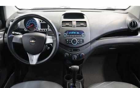 Chevrolet Spark III, 2012 год, 584 000 рублей, 9 фотография
