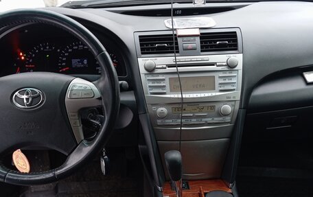 Toyota Camry, 2011 год, 1 250 000 рублей, 6 фотография