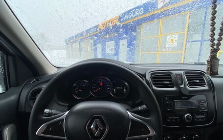 Renault Logan II, 2019 год, 870 000 рублей, 6 фотография