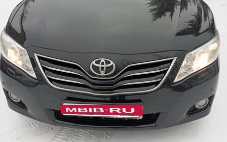 Toyota Camry, 2011 год, 1 250 000 рублей, 2 фотография